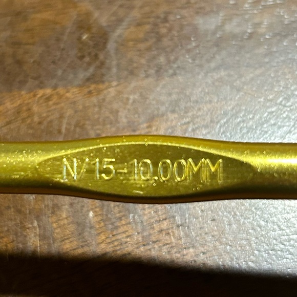 Bundle skeins of yarn crochet and knitting. - Picture 5 of 5